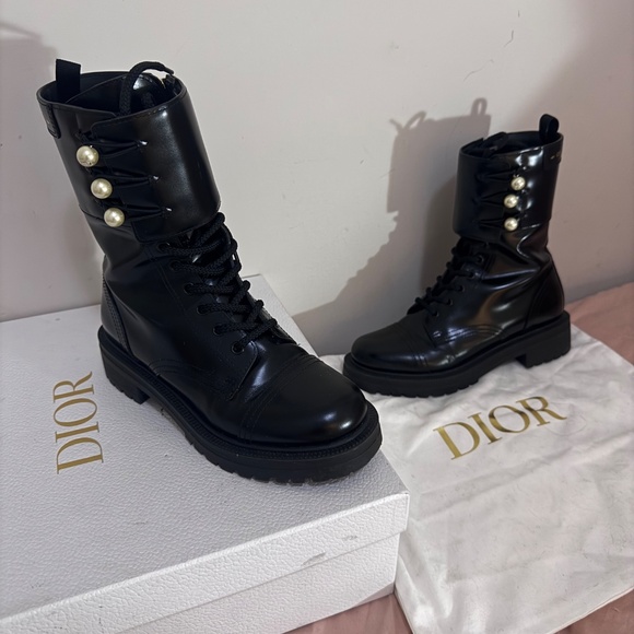 Dior D-Strike Ankle Boots, crafted in black matte calfskin - Picture 4 of 9